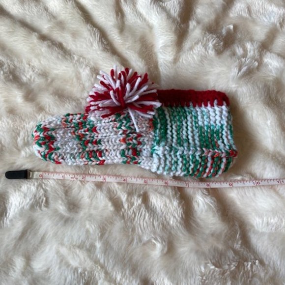Handmade Knitted Slippers Christmas Colours NWOT - Picture 5 of 6